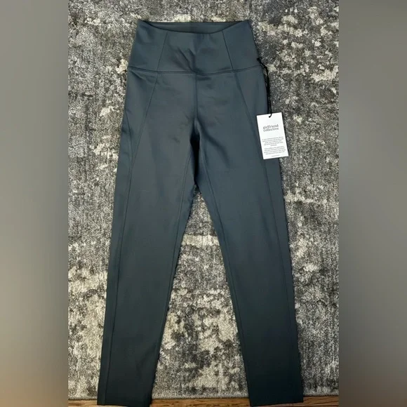 Girlfriend Collective gray leggings - Picture 4 of 5